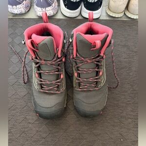 Keen Women's Gray and Pink Hiking Boots